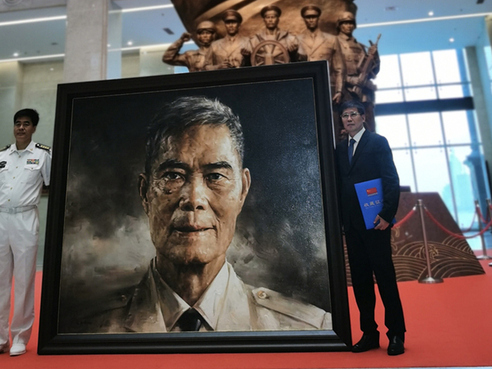 纪念“八六海战”57周年 | 冯少协油画“麦贤得”入藏海军博物馆永久陈列