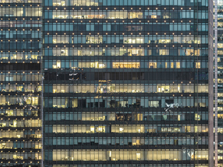 大厂们温室气体排放普遍上升，阿里总量最多、美团增幅最大 | ESG信披洞察