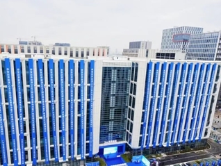 【硬科技头条】深圳固态电池新星正式量产，已交付卫星电池